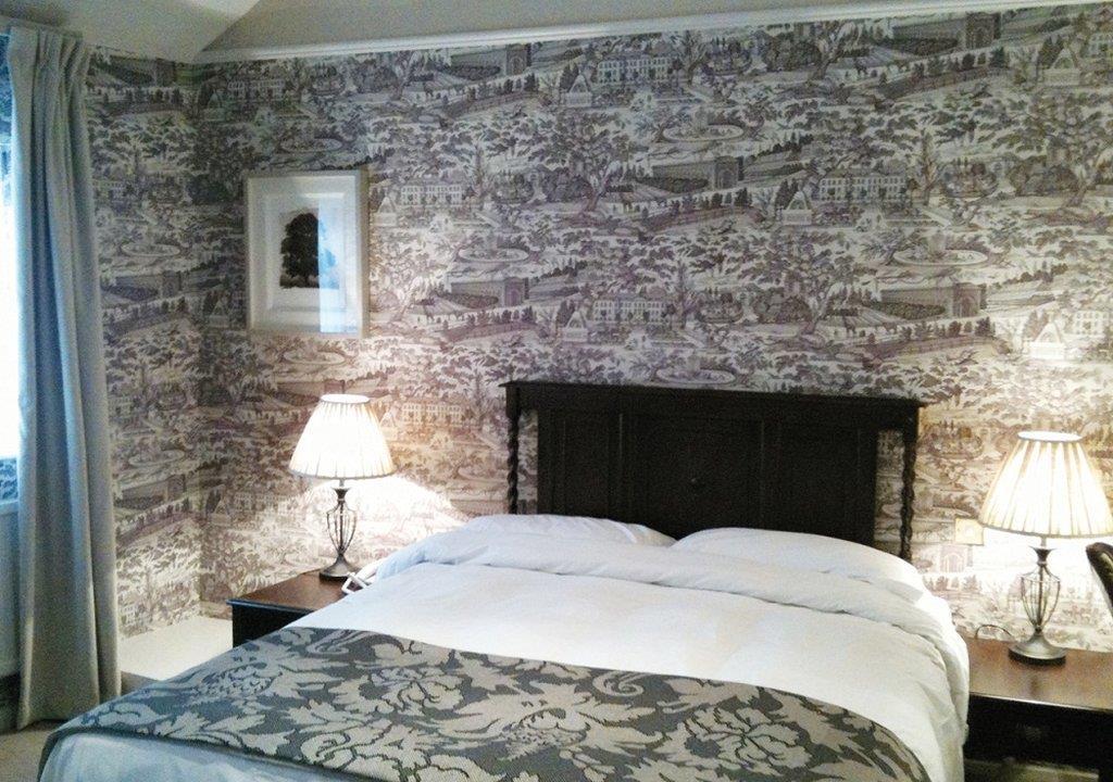 The Fleece At Сайърънсестър Стая снимка A bedroom at the hotel